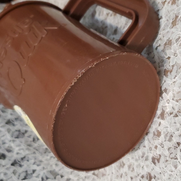 VTG Nestlé Quik Drink Chocolate Milk Plastic Pitcher Turning Stir Inside - Picture 9 of 13